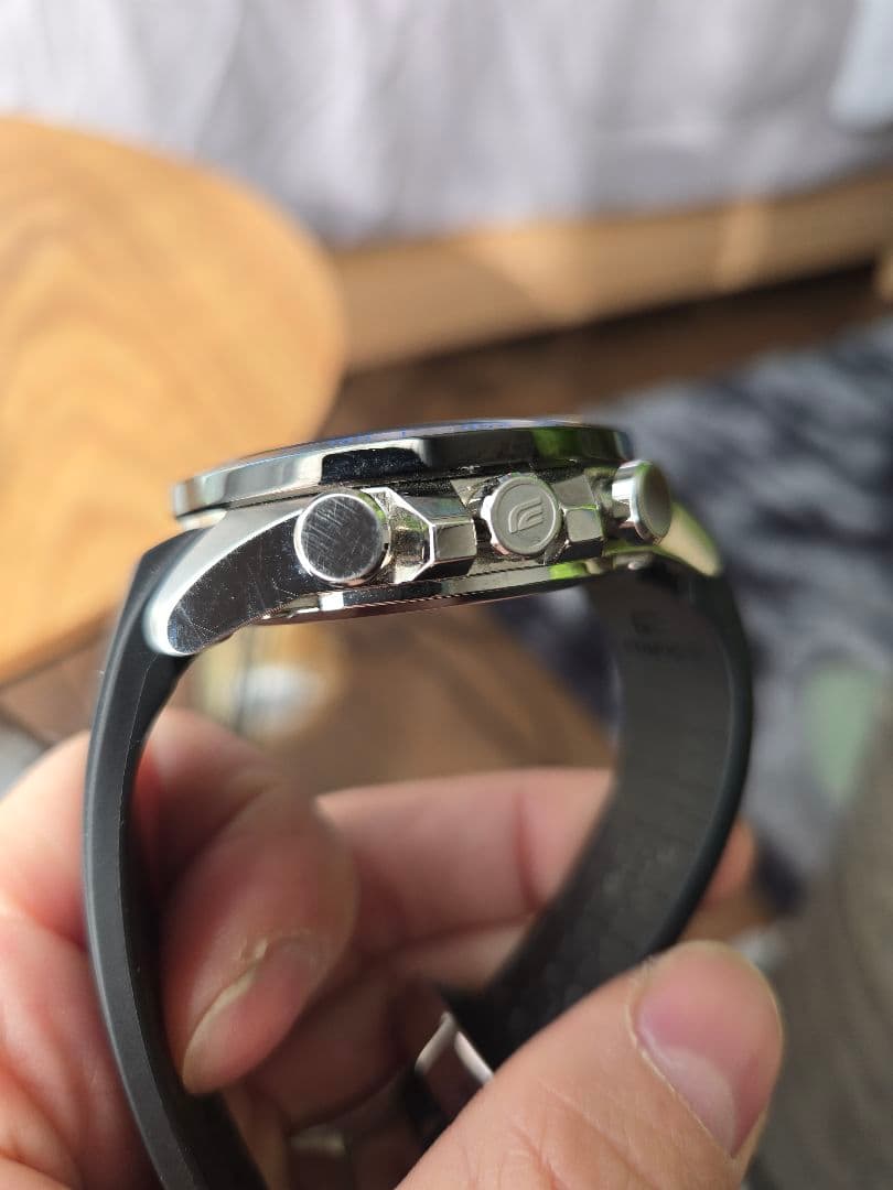 お*軒様 【箱説付・動作OK】CASIO EDIFICE EQB-501XBR-