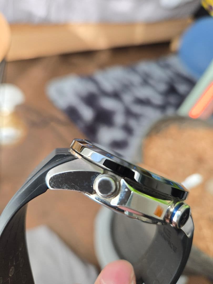 お*軒様 【箱説付・動作OK】CASIO EDIFICE EQB-501XBR-