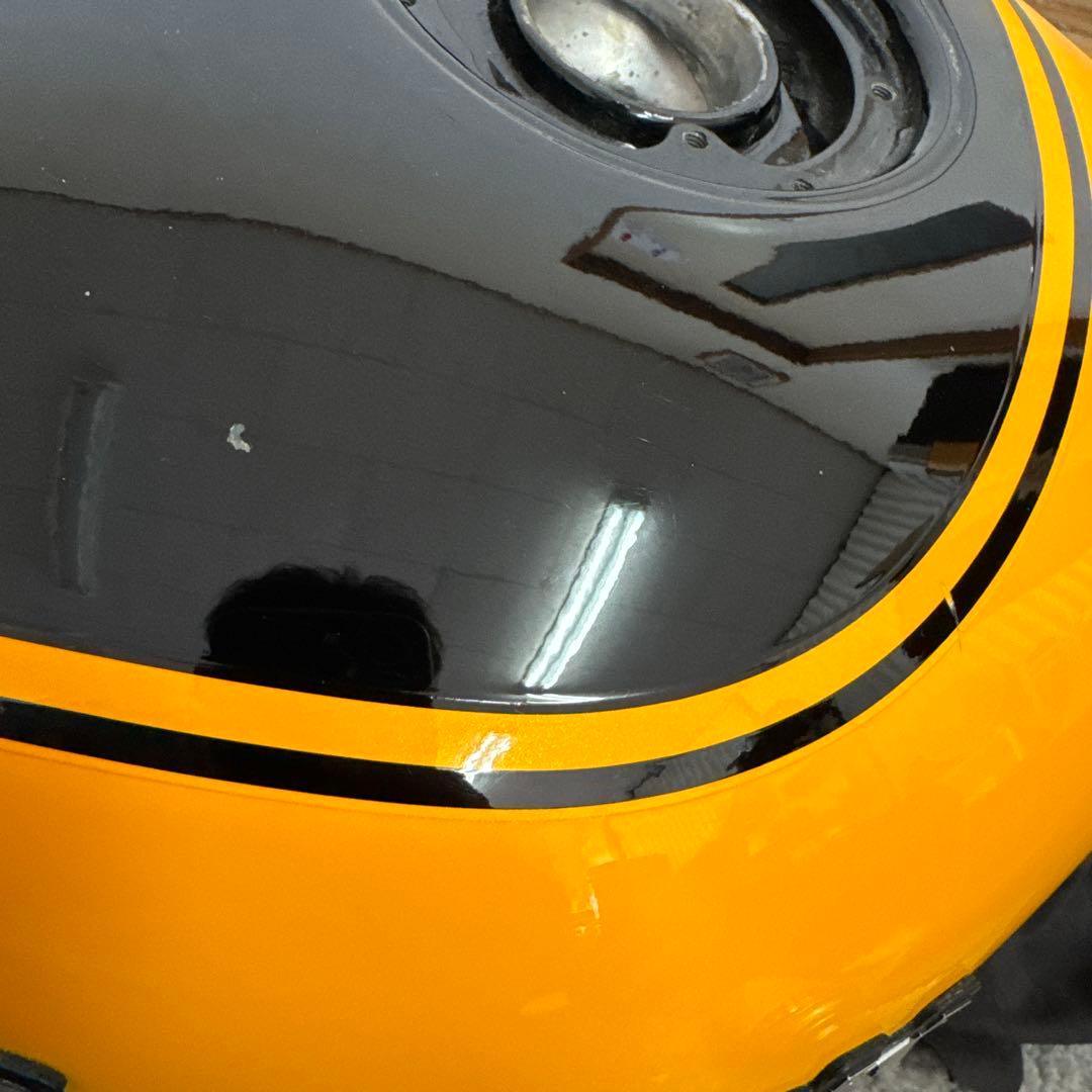 ニッキー　kawasaki ゼファー750 ガソリンタンク　イエローボール