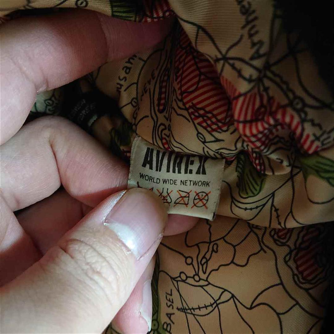 ■アヴィレックス フライトジャケット パッチカスタム レザージャケット