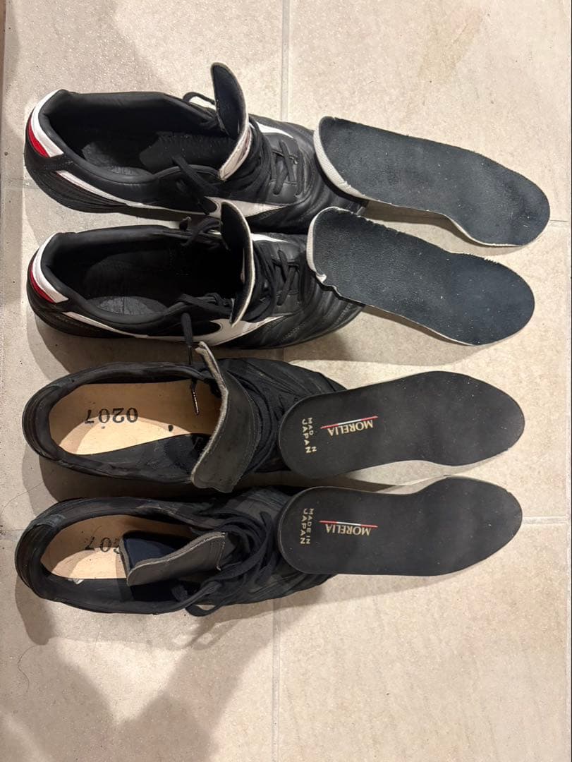 Mizuno Morelia フットサルシューズと限定スニーカーモレリア