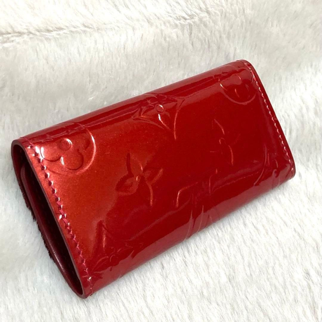 【極美品】ルイヴィトン モノグラムヴェルニ ミュルテュクレ4 ポムダムール