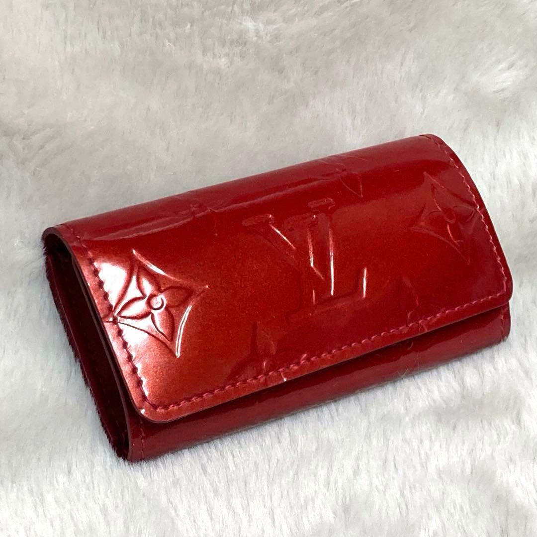 【極美品】ルイヴィトン モノグラムヴェルニ ミュルテュクレ4 ポムダムール