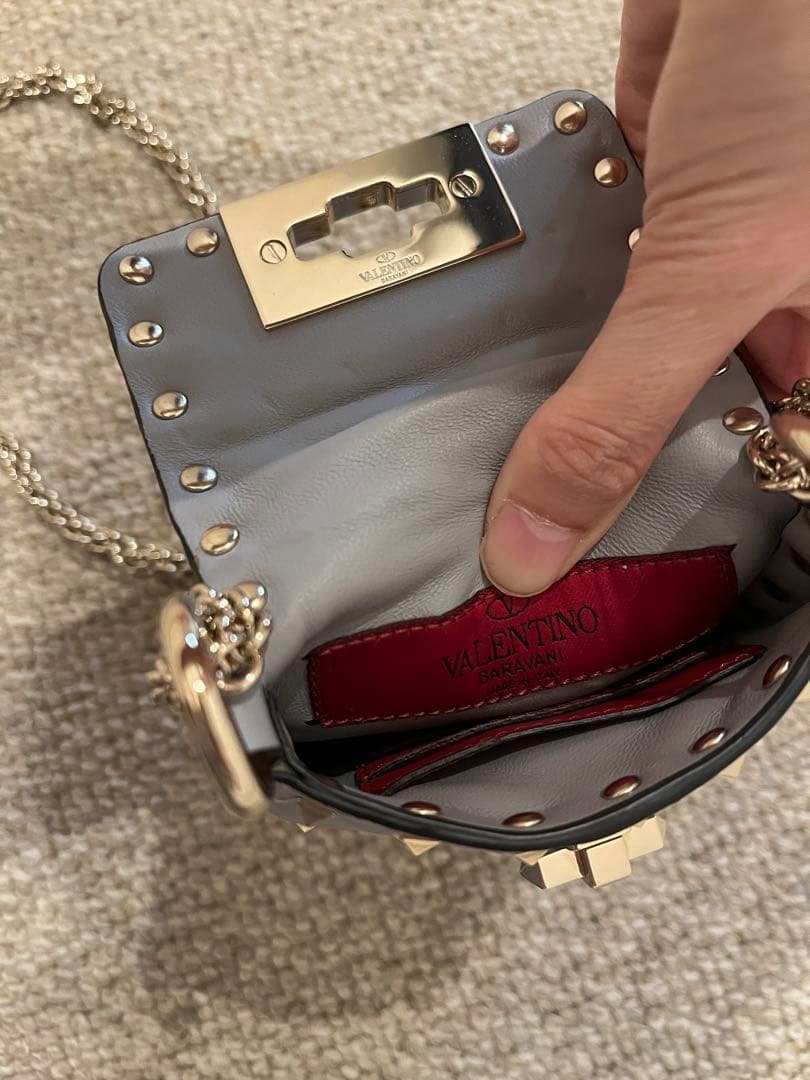 【超美品】VALENTINO ロックスタッズスパイク　ミニバッグ