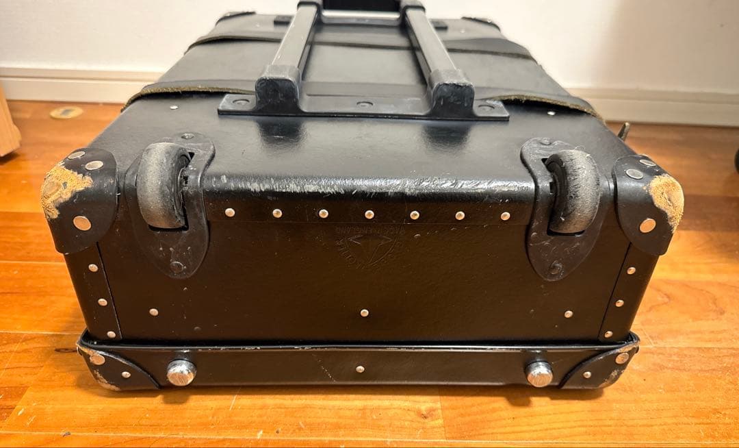 グローブトロッター センテナリー20トロリーケースGLOBE TROTTER