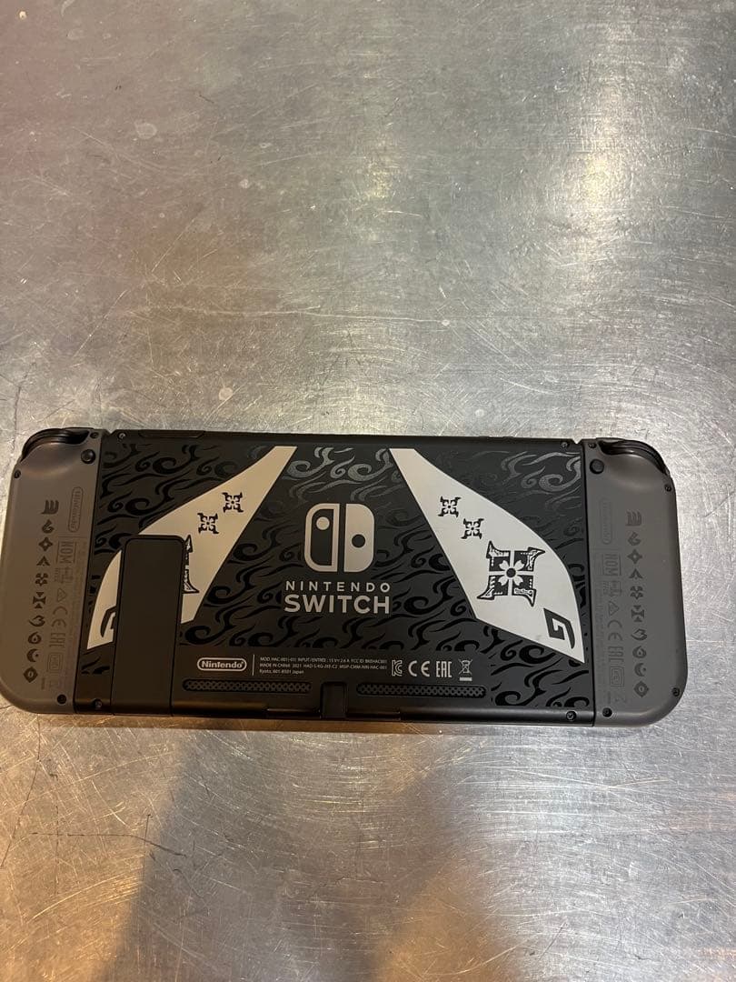 ニンテンドーswitchモンハンライズスペシャルエディションプロコンとオマケ付き