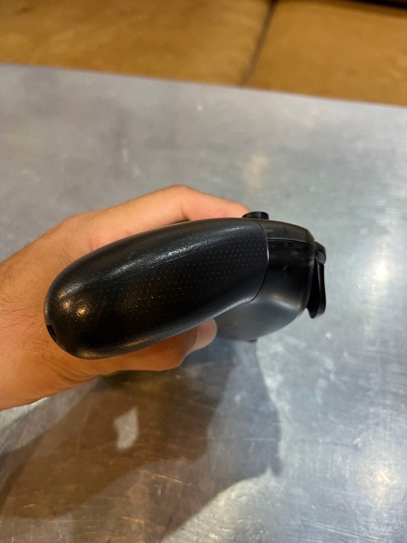 ニンテンドーswitchモンハンライズスペシャルエディションプロコンとオマケ付き