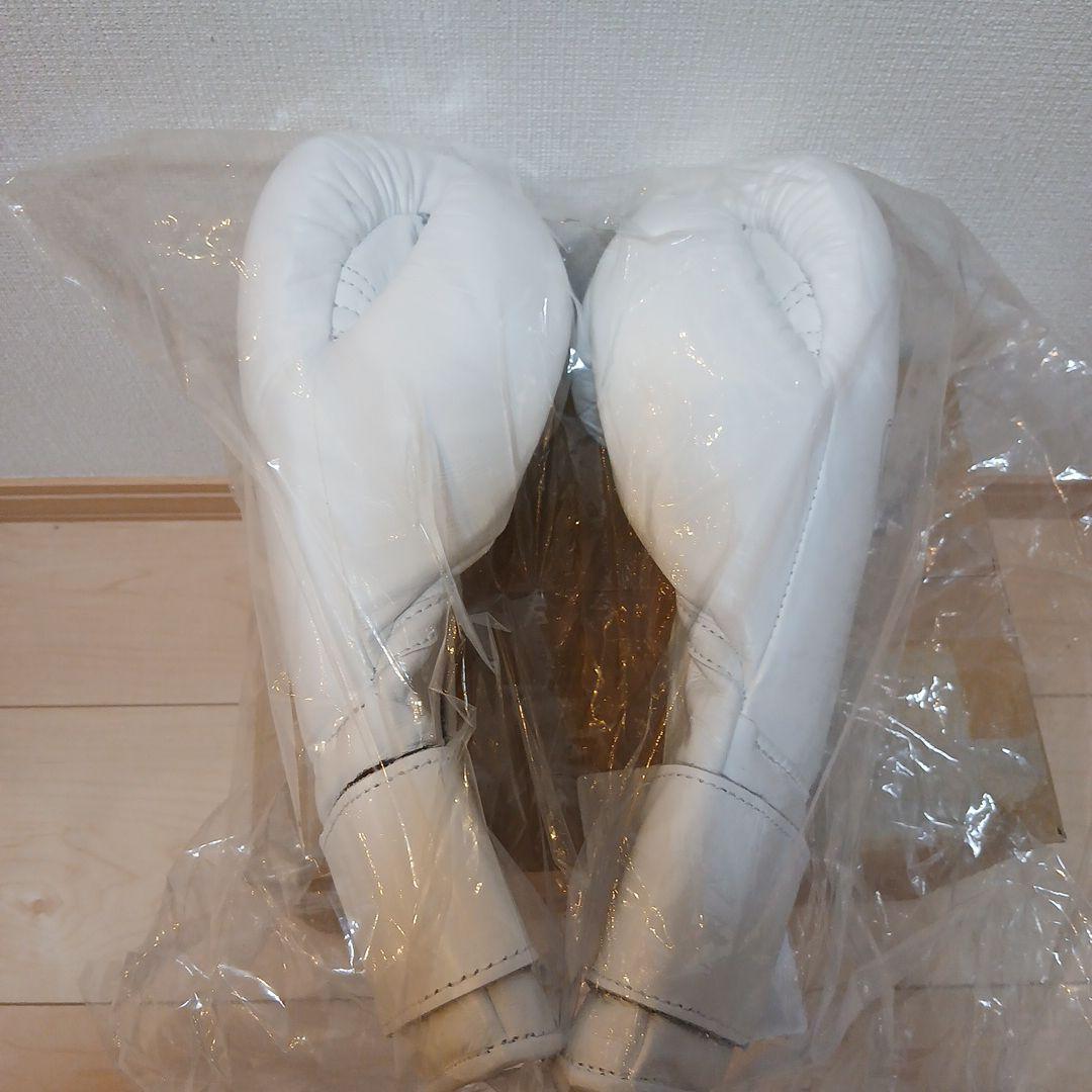 Winning ボクシンググローブ 14oz ホワイト