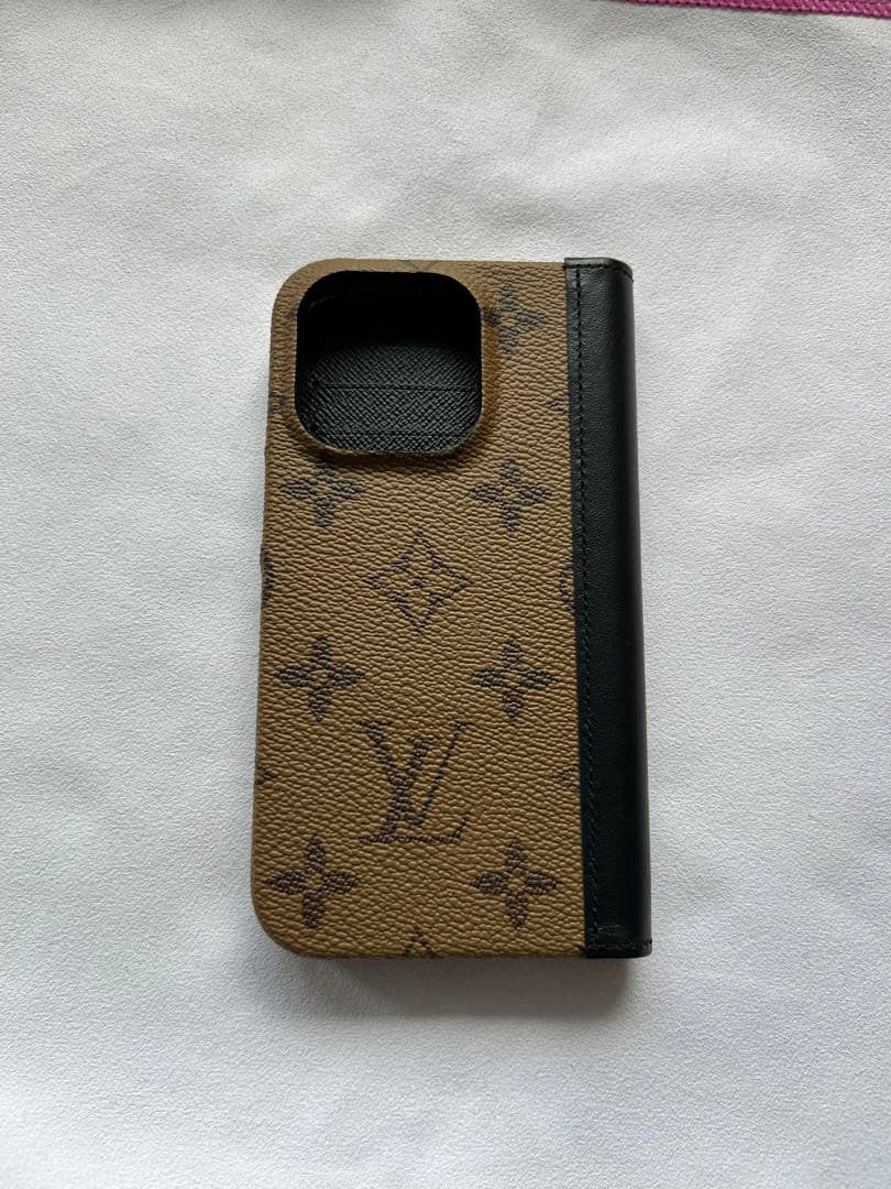LOUIS VUITTON ルイヴィトン iPhone14 ケースM81977