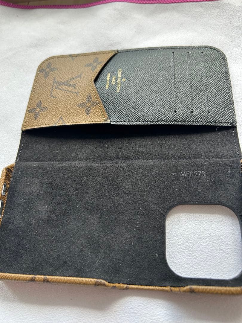 LOUIS VUITTON ルイヴィトン iPhone14 ケースM81977