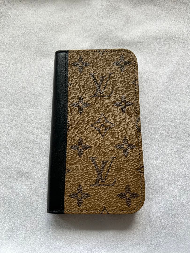 LOUIS VUITTON ルイヴィトン iPhone14 ケースM81977
