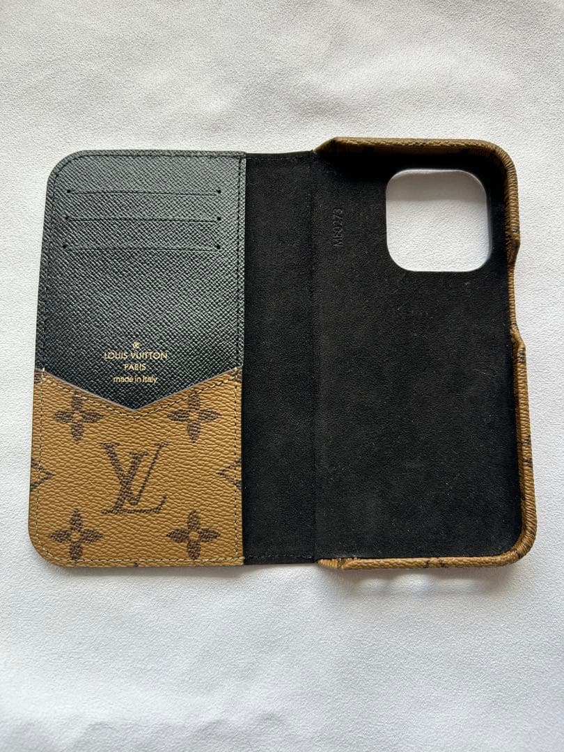 LOUIS VUITTON ルイヴィトン iPhone14 ケースM81977
