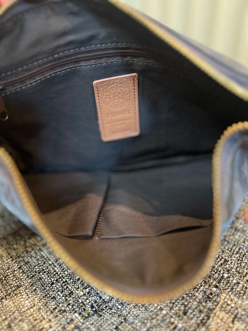 【Zuumin】russet ショルダーバッグ