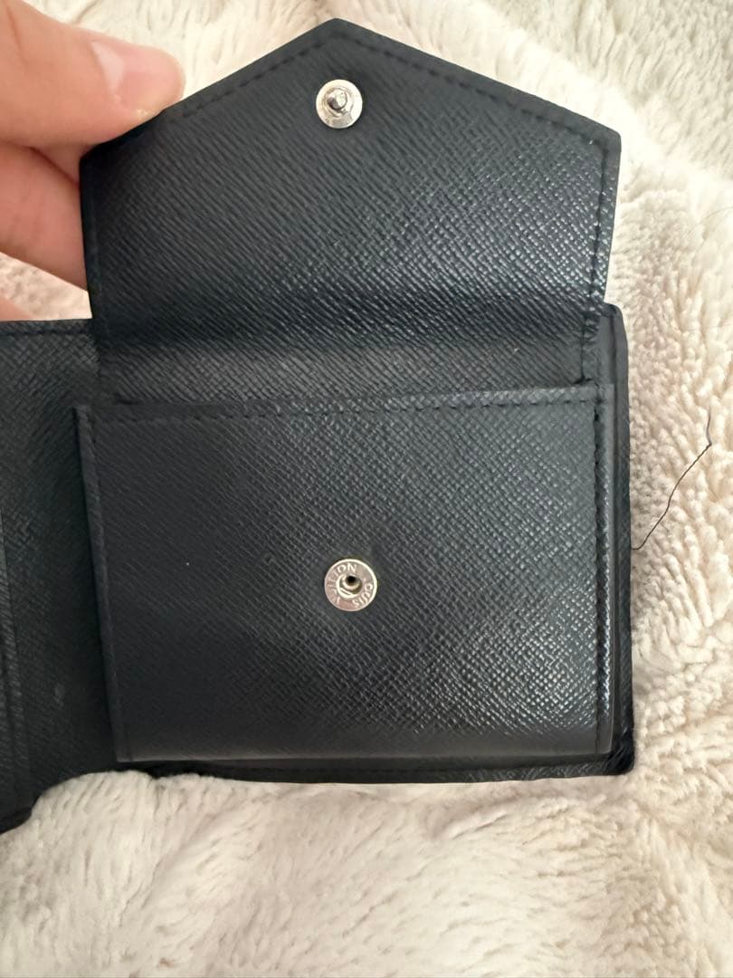 LOUIS VUITTON ルイヴィトン ダミエグラフィット 二つ折り財布