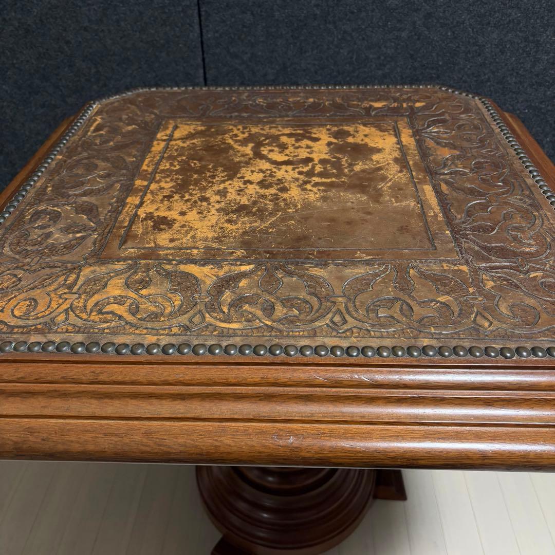 ブラジル製　西洋　アンティーク　サイドテーブル　ヴィンテージ　革張り　飾り台