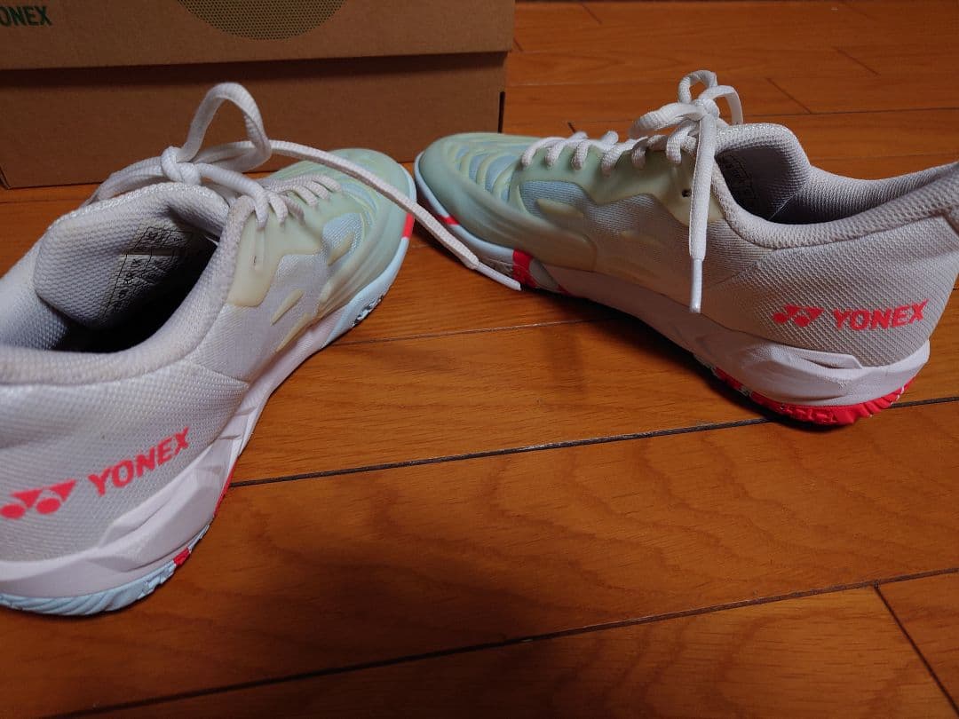 YONEX バドミントンシューズ 24.5