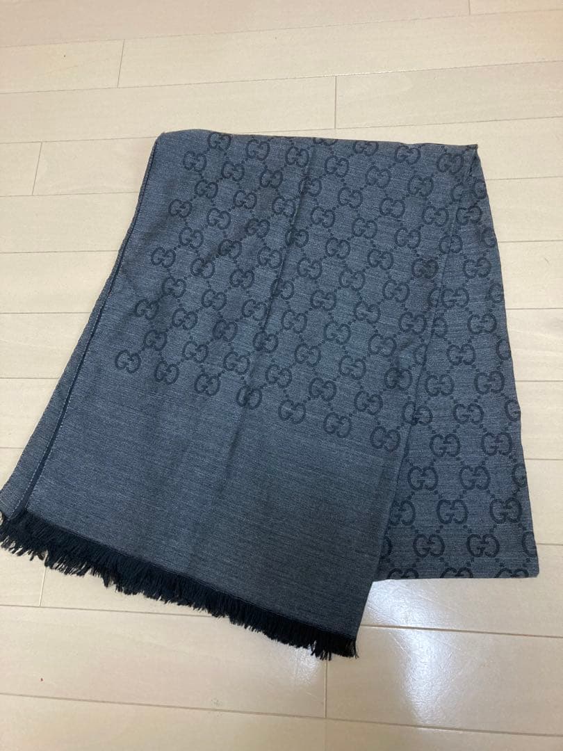 ☆新品、未使用☆ GUCCI グレー GGロゴ ストール　ショール
