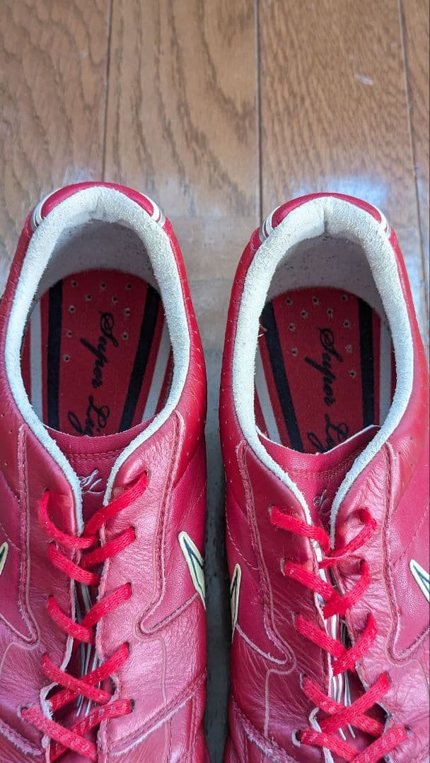 ナイキ サッカースパイク ティエンポ スーパーリゲラ　NIKE