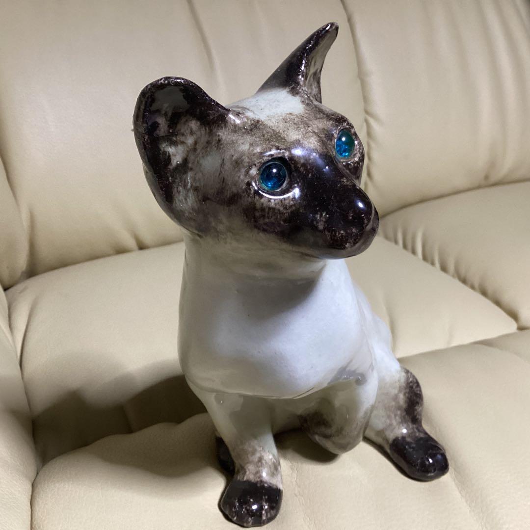 ウィンスタンレイキャット、シャム猫　サイズ4の子　高さ約３０センチ 前足が可愛い