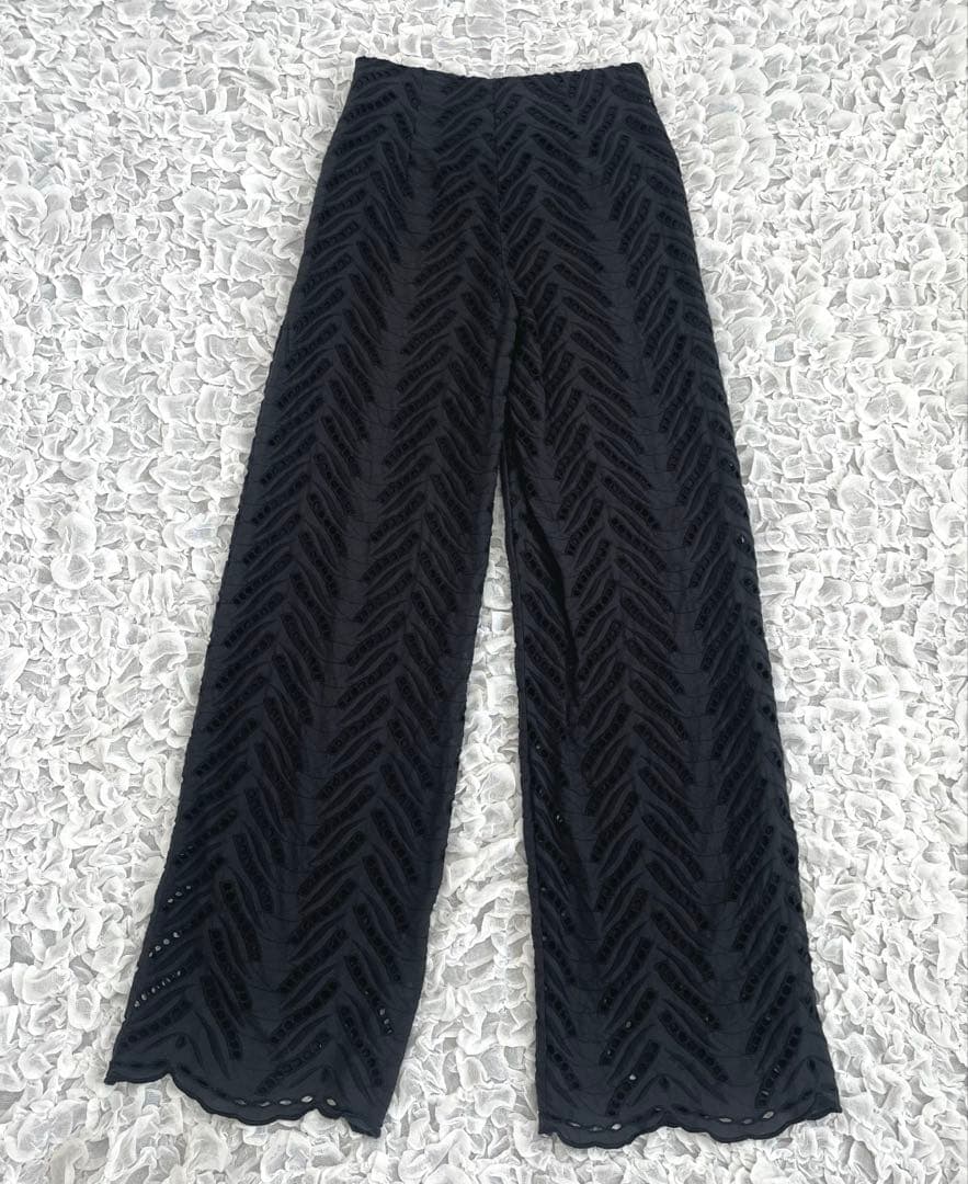 マーレット　ロンハーマン　Merlette アイレットレース刺繍パンツ