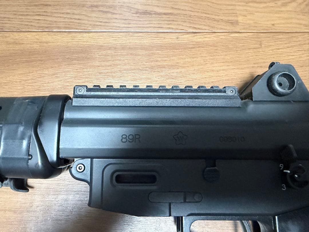 東京マルイ　ガスブローバック　89式小銃　折曲銃床　マガジン一本付き