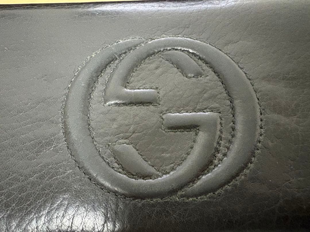 GUCCI タッセル付き 長財布