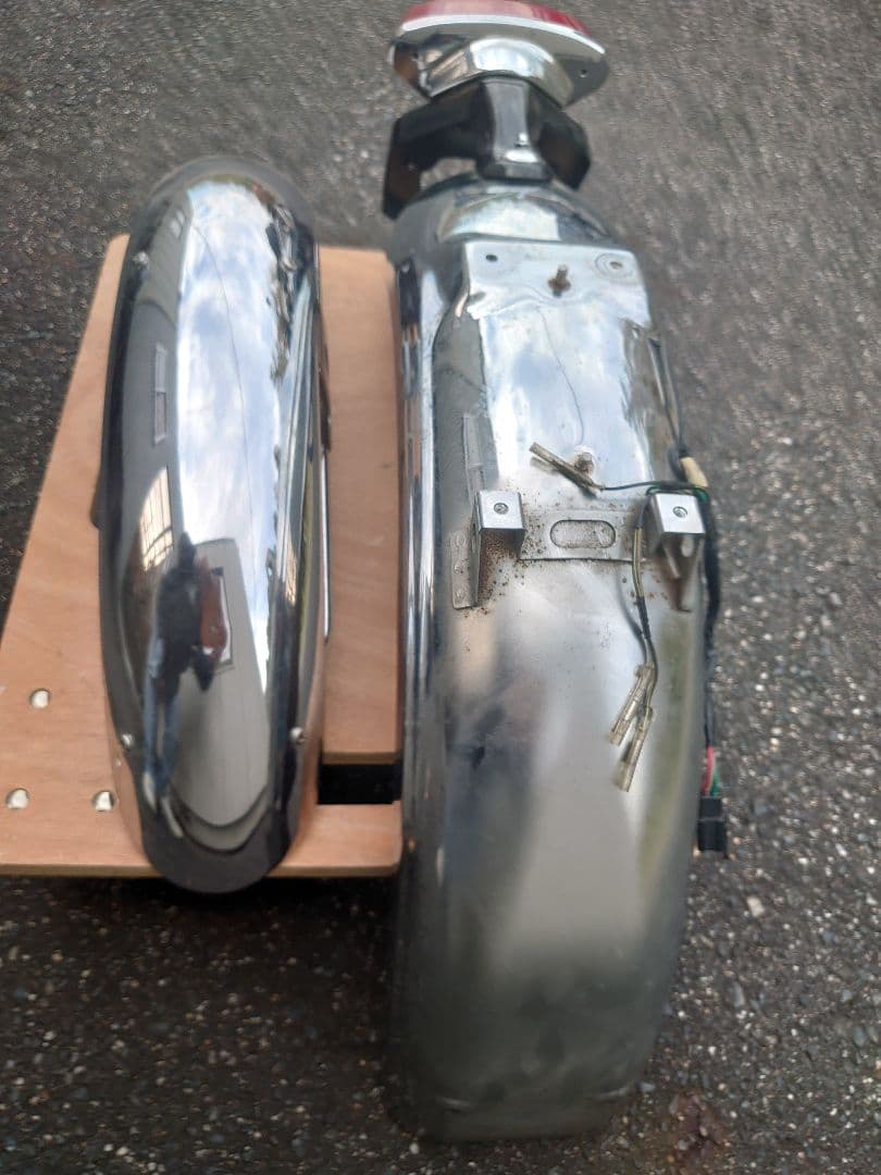 w650純正前後フェンダー　テールランプ付き　カワサキ