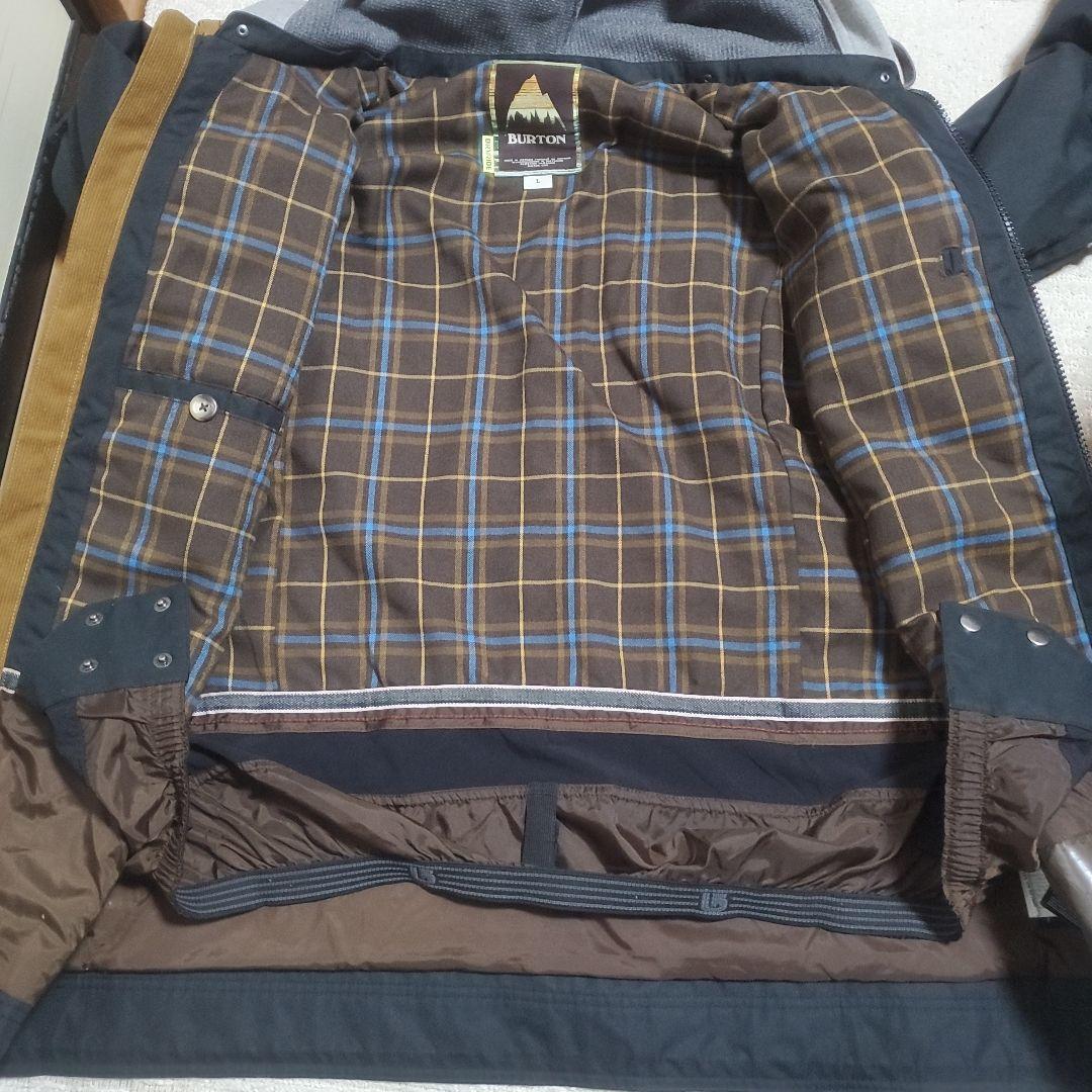 BURTON　スノーボードウェア上下セット　ジャケットLサイズ　パンツMサイズ