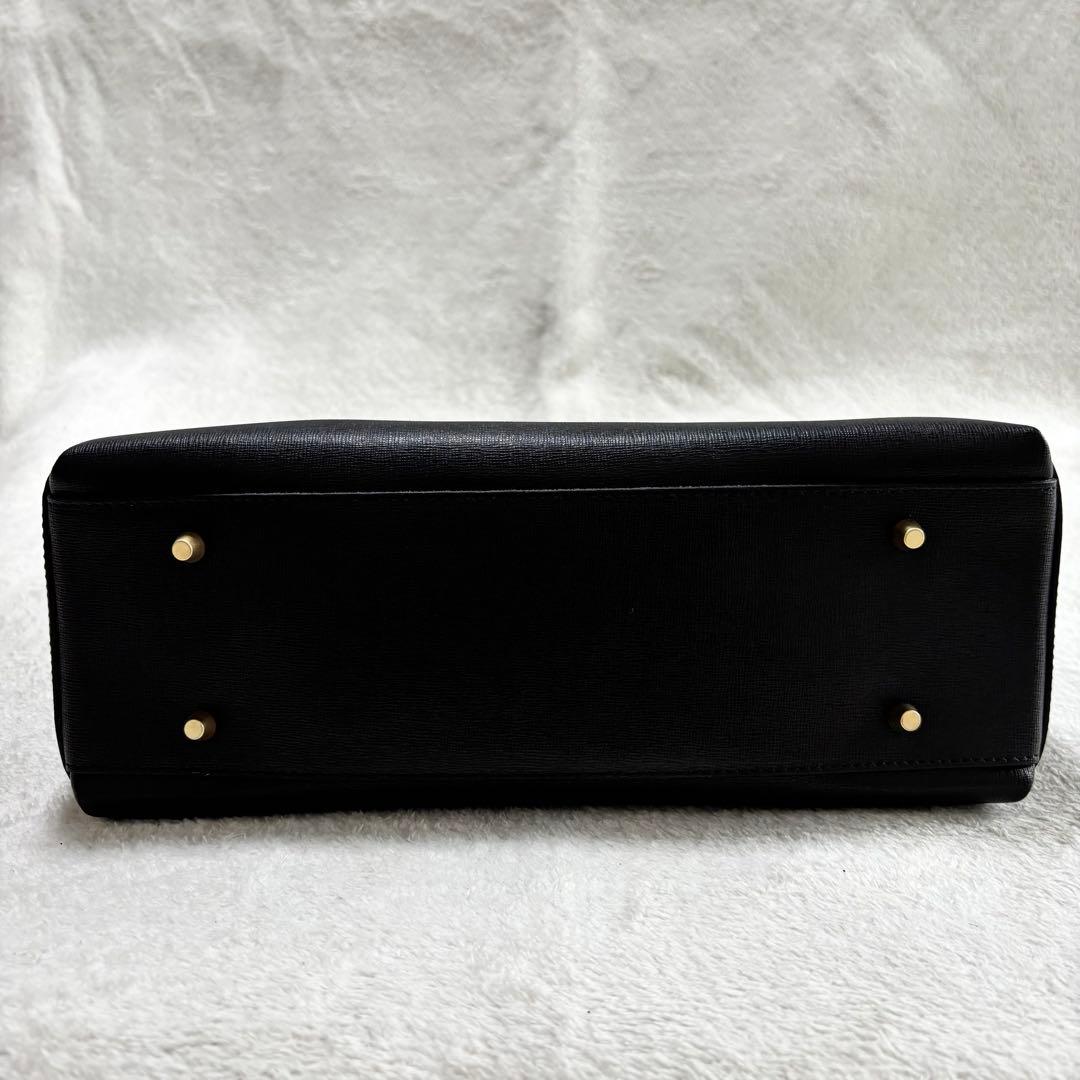 美品 FURLA フルラ LOTUS ロータス トートバッグ ブラック 黒 鞄