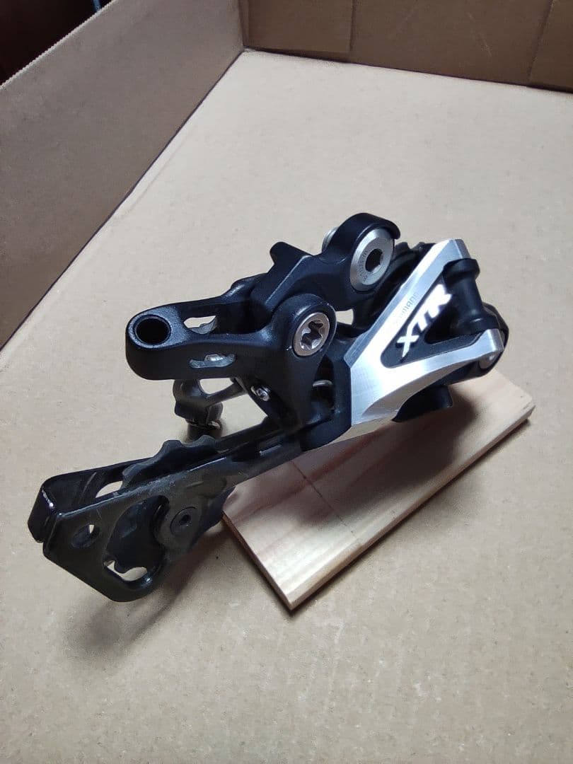 SHIMANO XTR RD M-980 リアディレイラー