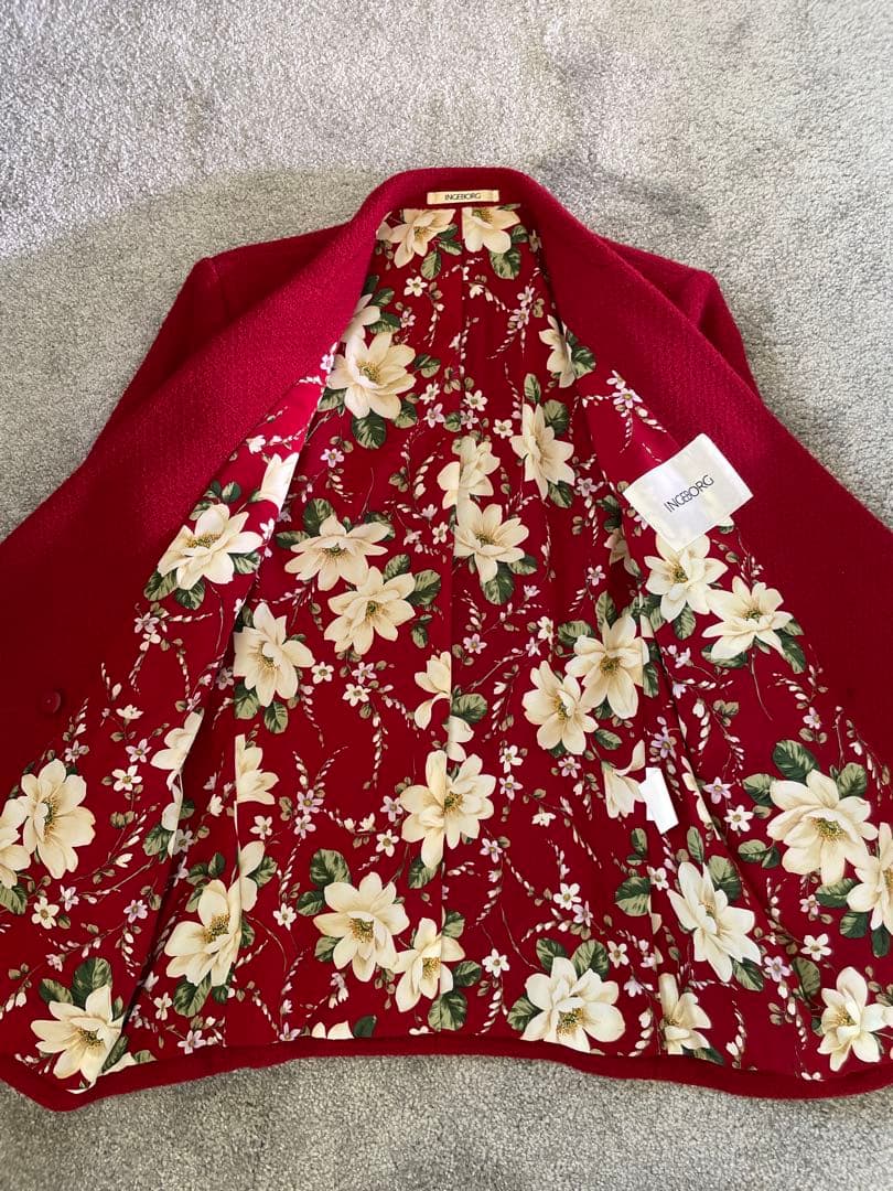 美品 INGEBORG 赤ジャケット 金ボタン パール 裏地花柄 日本製