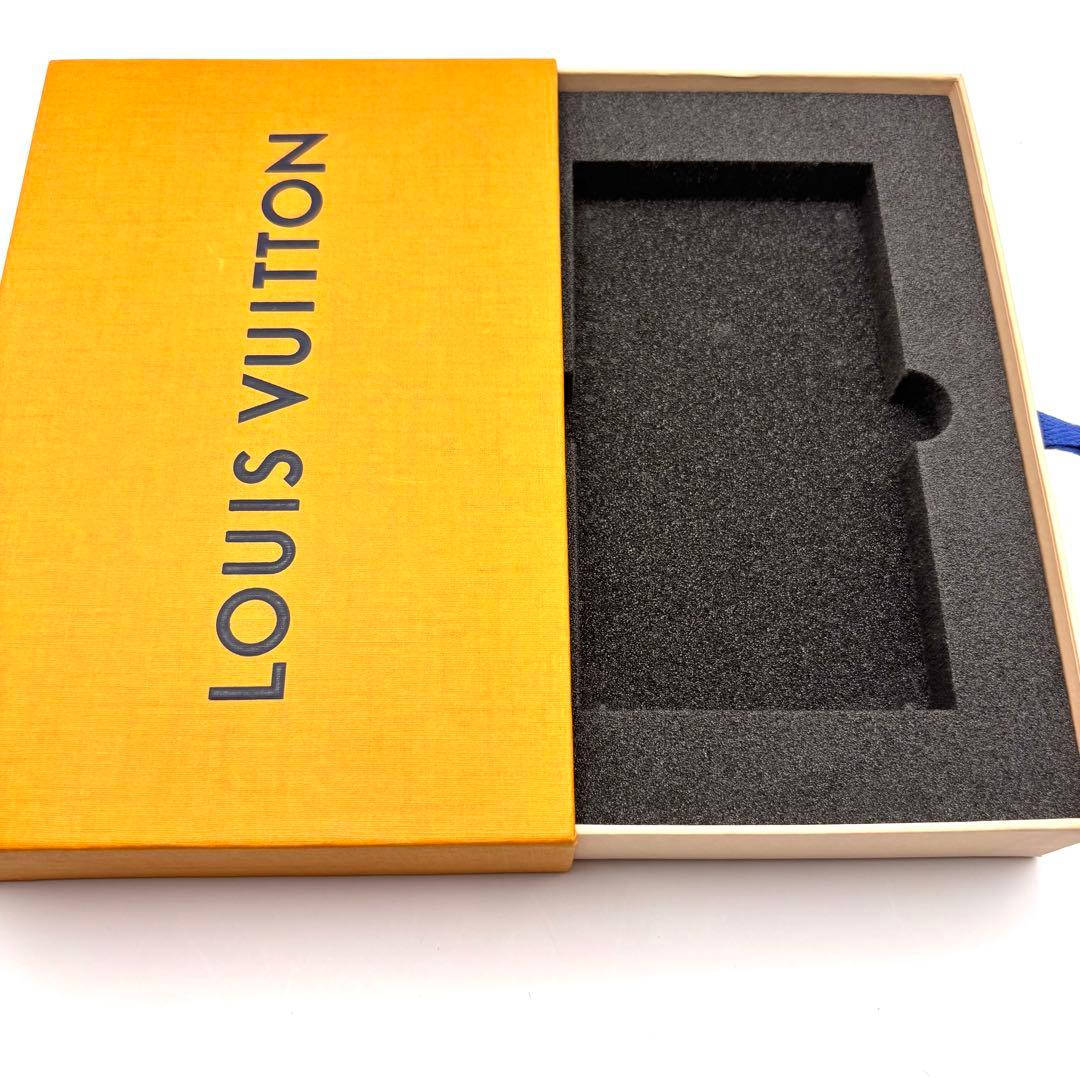 ルイヴィトン iPhone 7 8 SE アイトランク モノグラム スマホケース