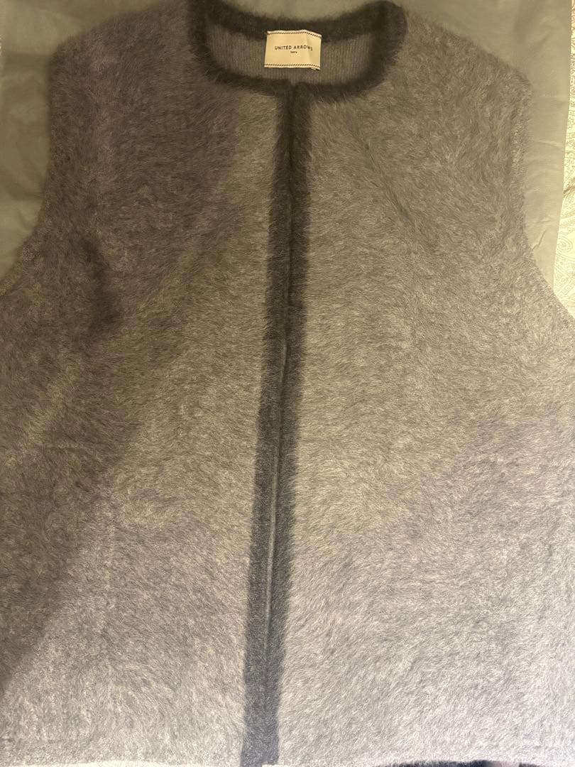 フォックス カシミヤ ニットベストUnited Arrows