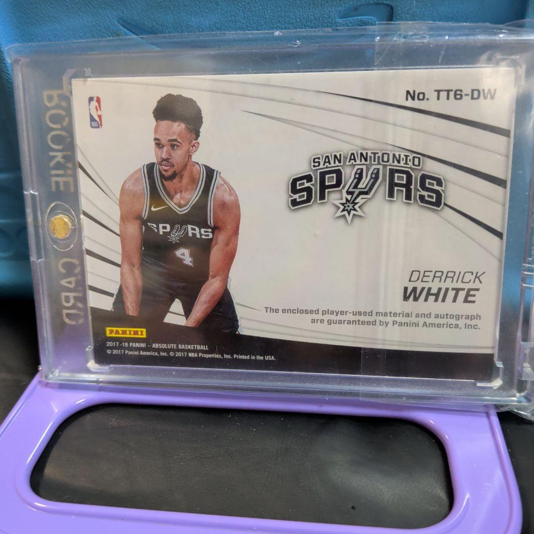 デリックホワイト