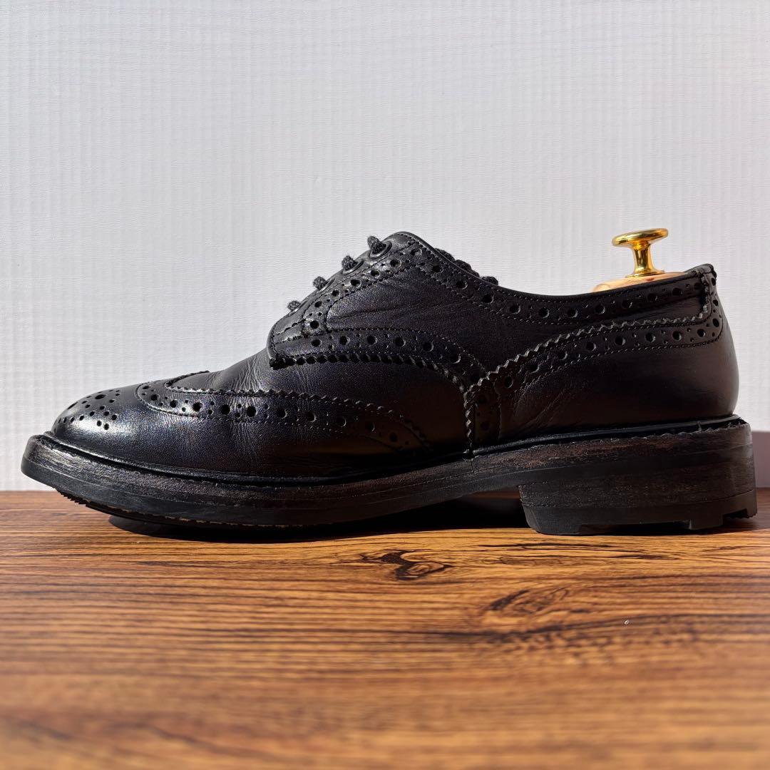 Tricker’s トリッカーズ バートン UK7 ブラック 外羽根 革靴