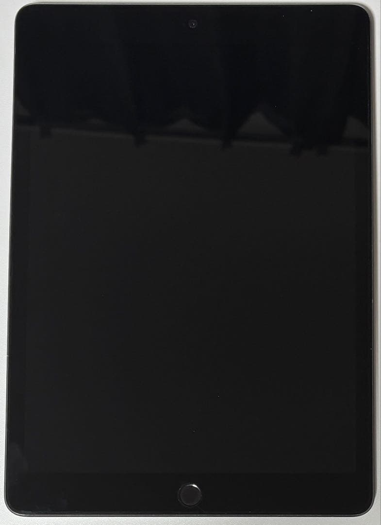 y*9様 Apple iPad 10.2インチ 128GB