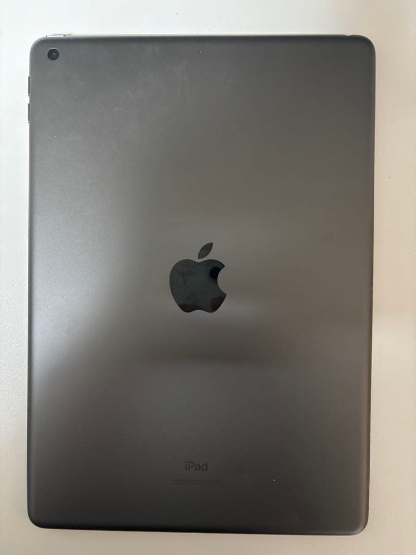 y*9様 Apple iPad 10.2インチ 128GB
