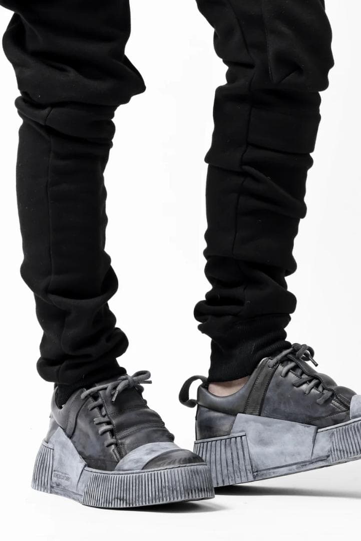 A.F ARTEFACT ボンバーヒート カーゴスウェットパンツ 2