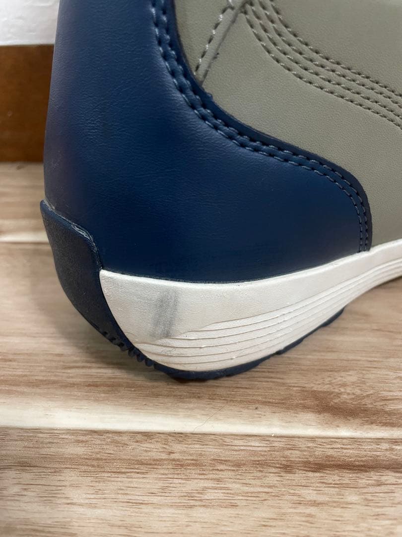 サロモン スノーボードブーツ ダブルボア