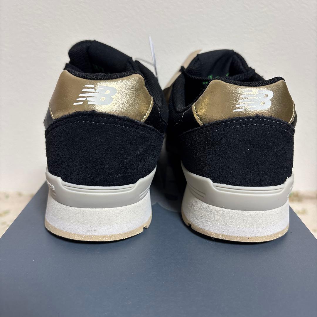 新品未使用 ニューバランス 23.5 WL996CE2 スニーカー ブラック