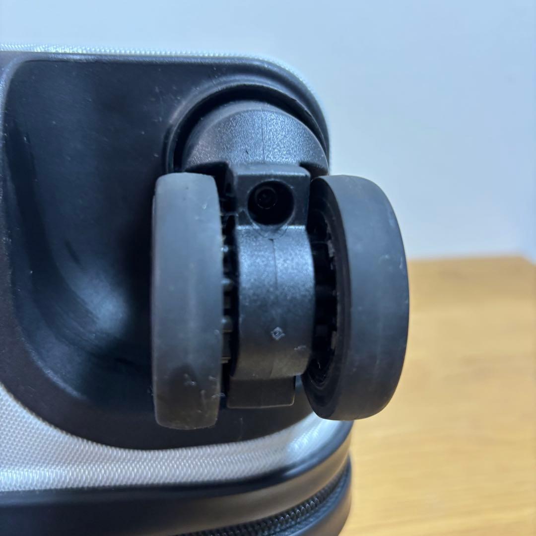 未使用　ほぼ新品　無印良品 キャリーケース 機内持ち込みサイズ