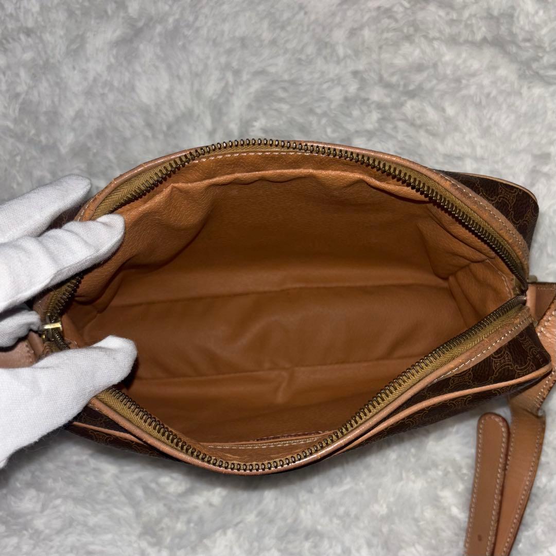 美品 CELINE セリーヌ ショルダーバッグ マカダム 斜め掛け ブラウン