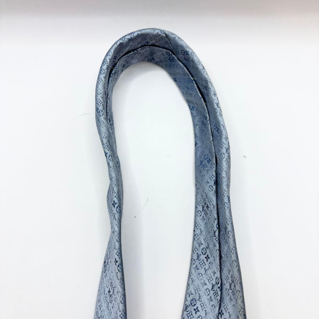 ルイヴィトン ネクタイ モノグラム 総柄 ブルー シルク　肉厚　光沢