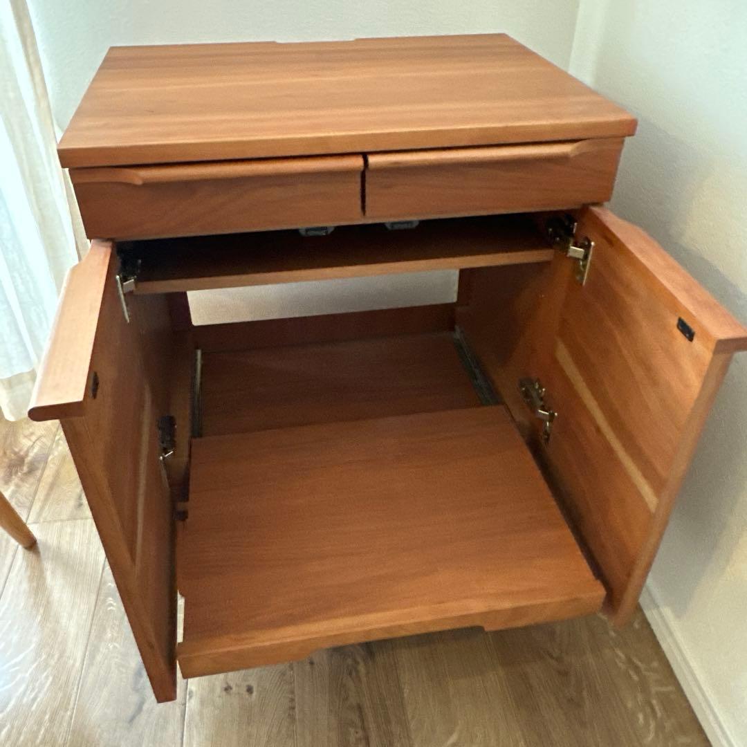 ディノス　ブロッサム　キャビネット 収納