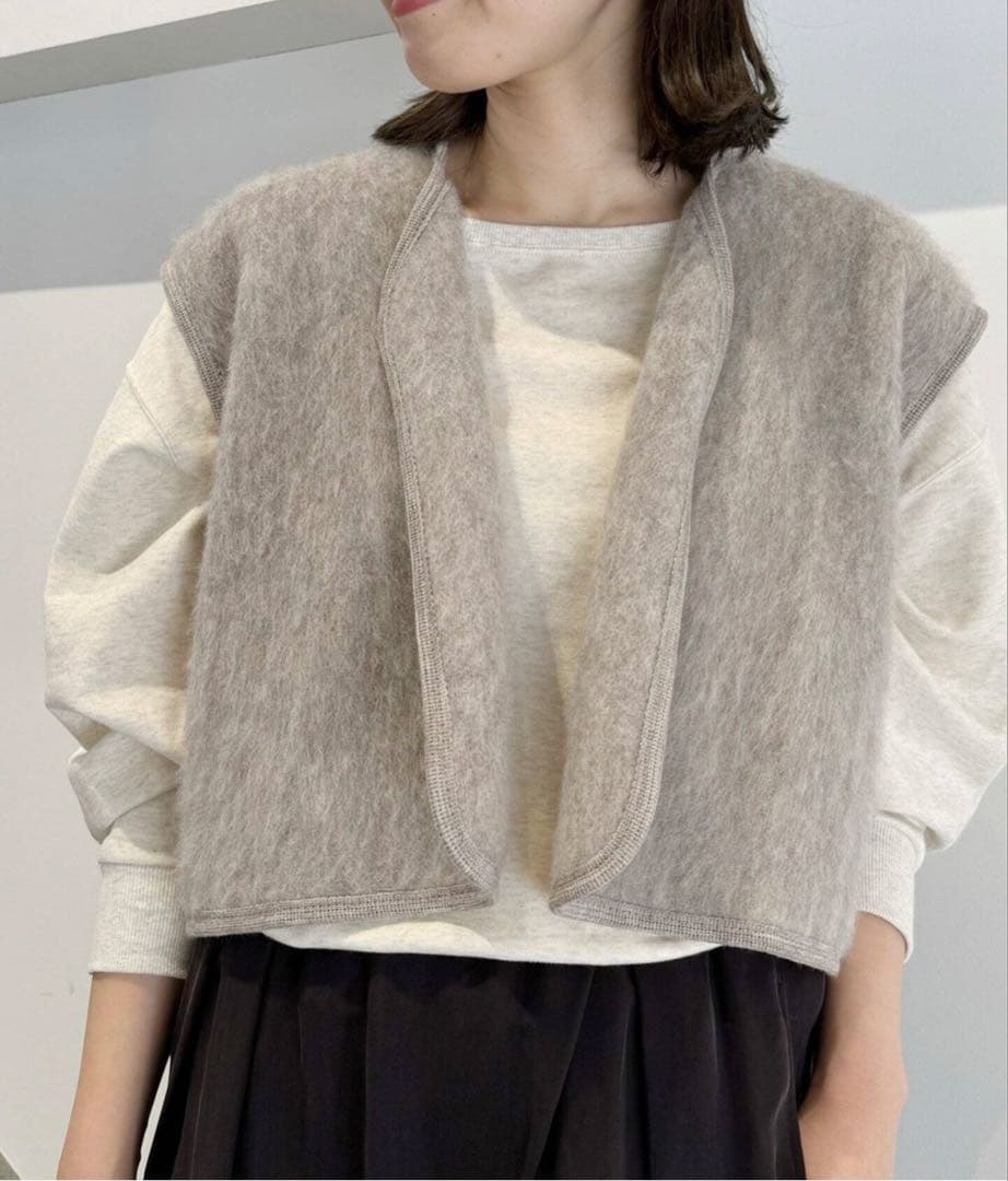 BASERANGE/ベースレンジ CAPAS ベストです。