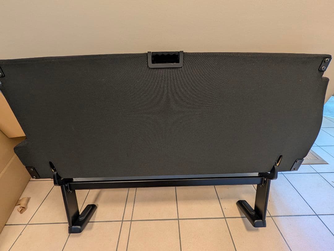 Vクラス v220d w447　ラゲッジセパレーター