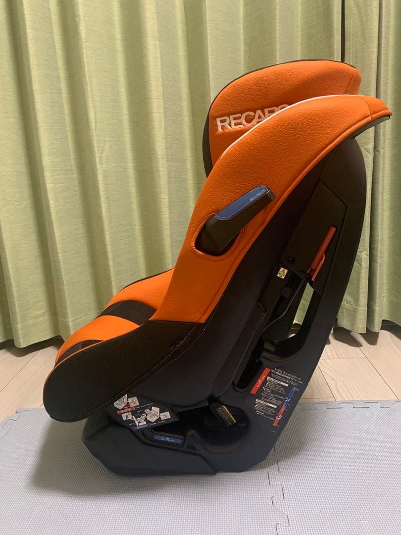 XamFire@K 断捨離中  RECARO チャイルドシート