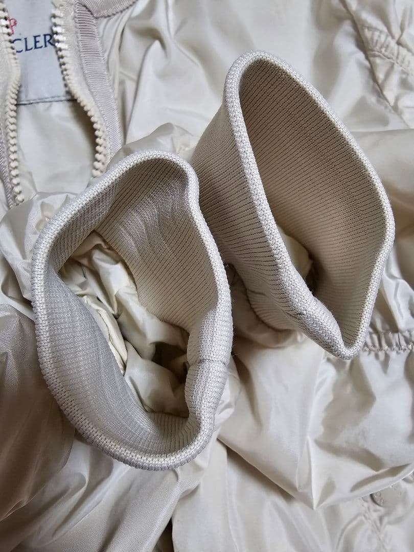 モンクレール MONCLER フリルジャケット ブルゾン サイズ0