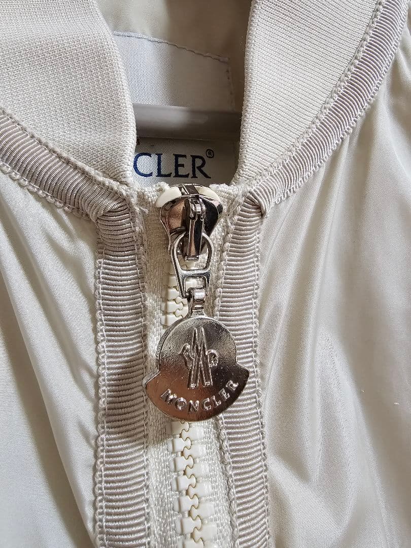 モンクレール MONCLER フリルジャケット ブルゾン サイズ0