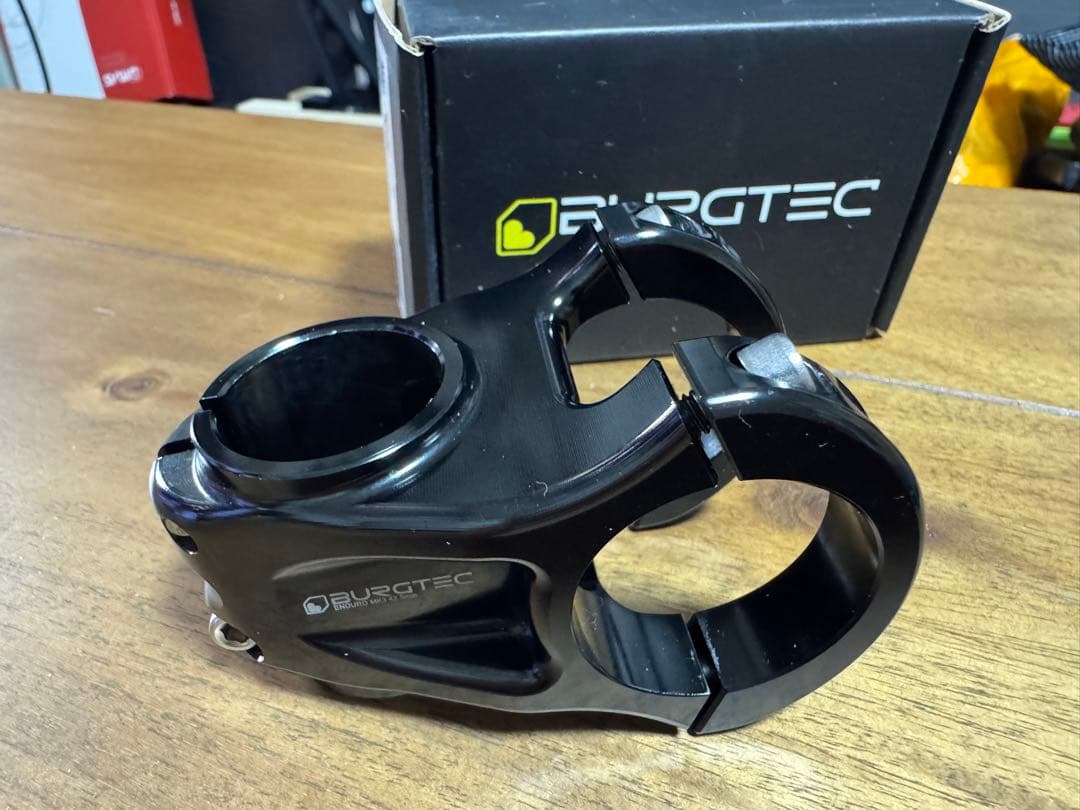 BURGTEC ステム 【クランプ35mm /リーチ42.5mm】